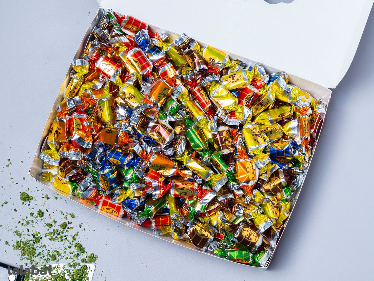 Faraj Naosh And His Children Sweets