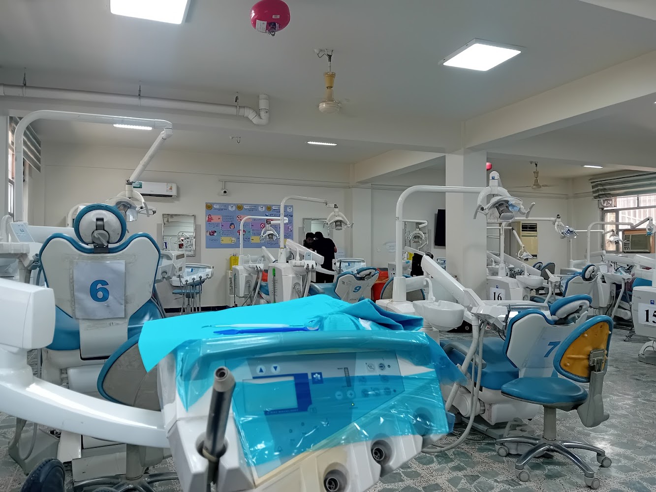 الجامعة المستنصرية - كلية طب الأسنان
