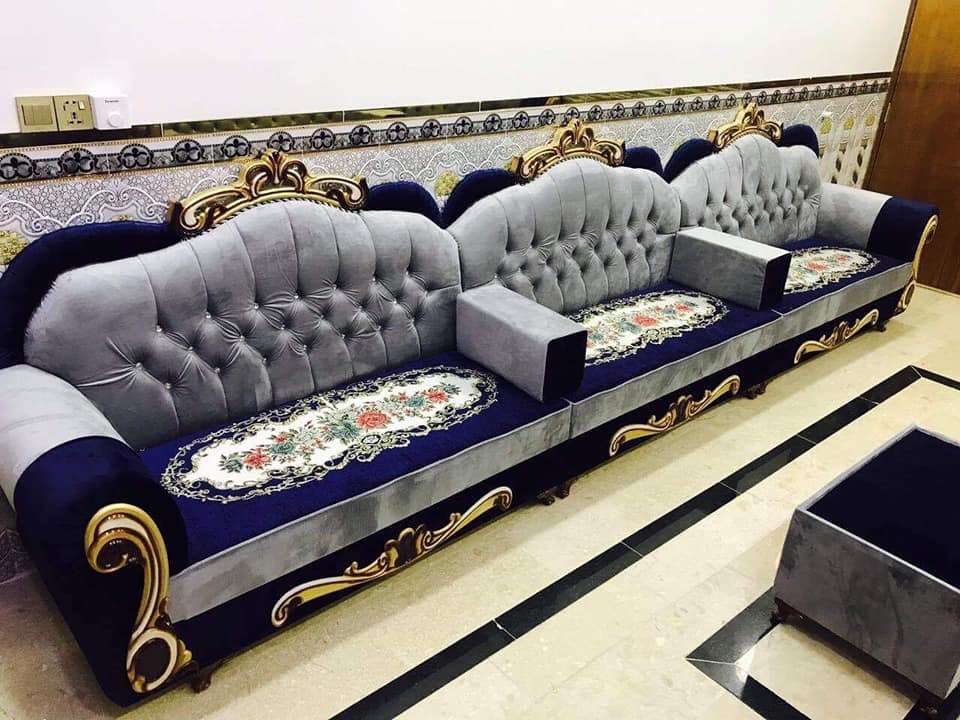 معرض ومعمل عمر امزون للاثاث