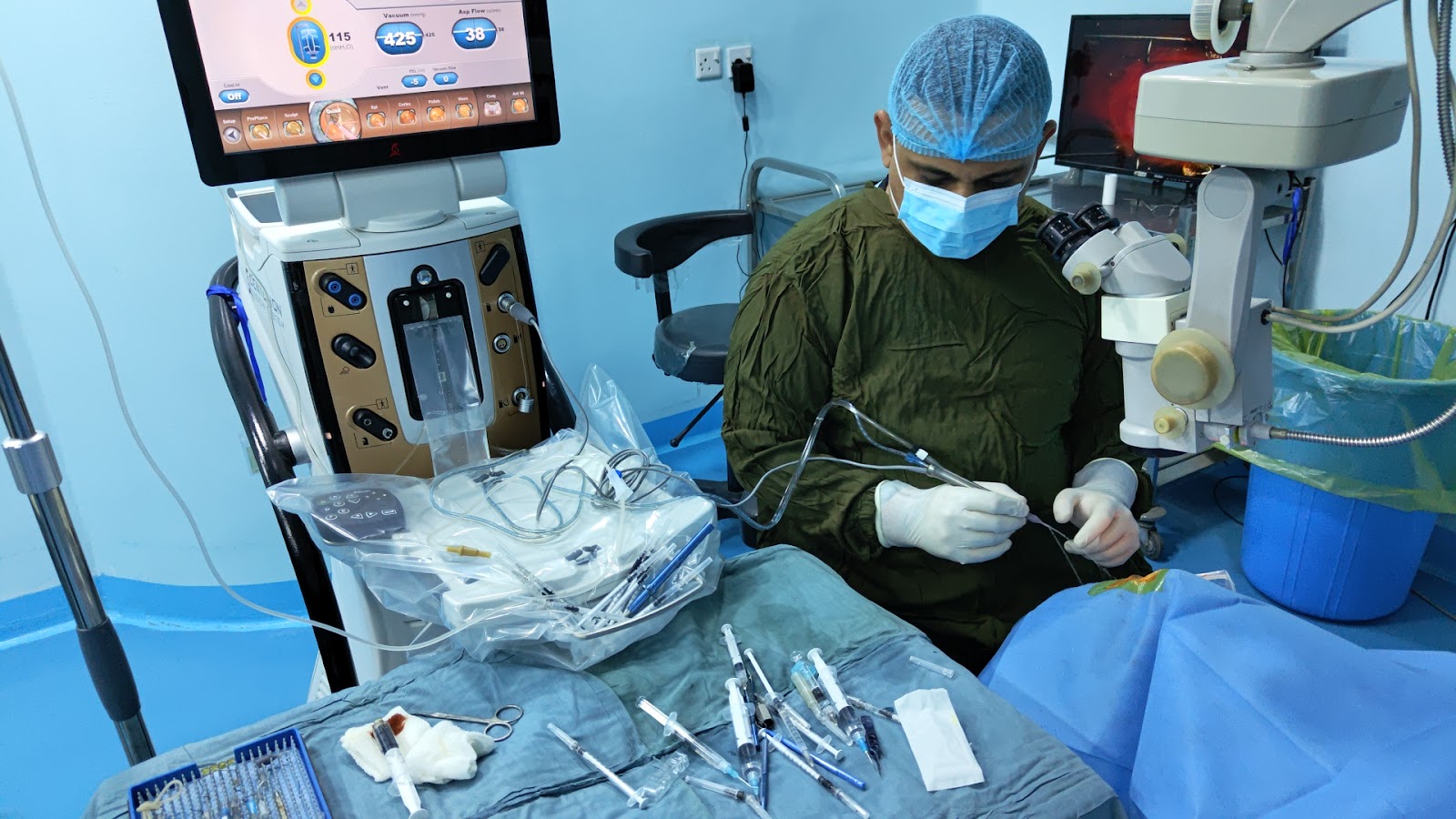 عيادة دكتور علي كريم الدهان لطب وجراحة العيون