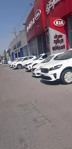 معارض بيع السيارات