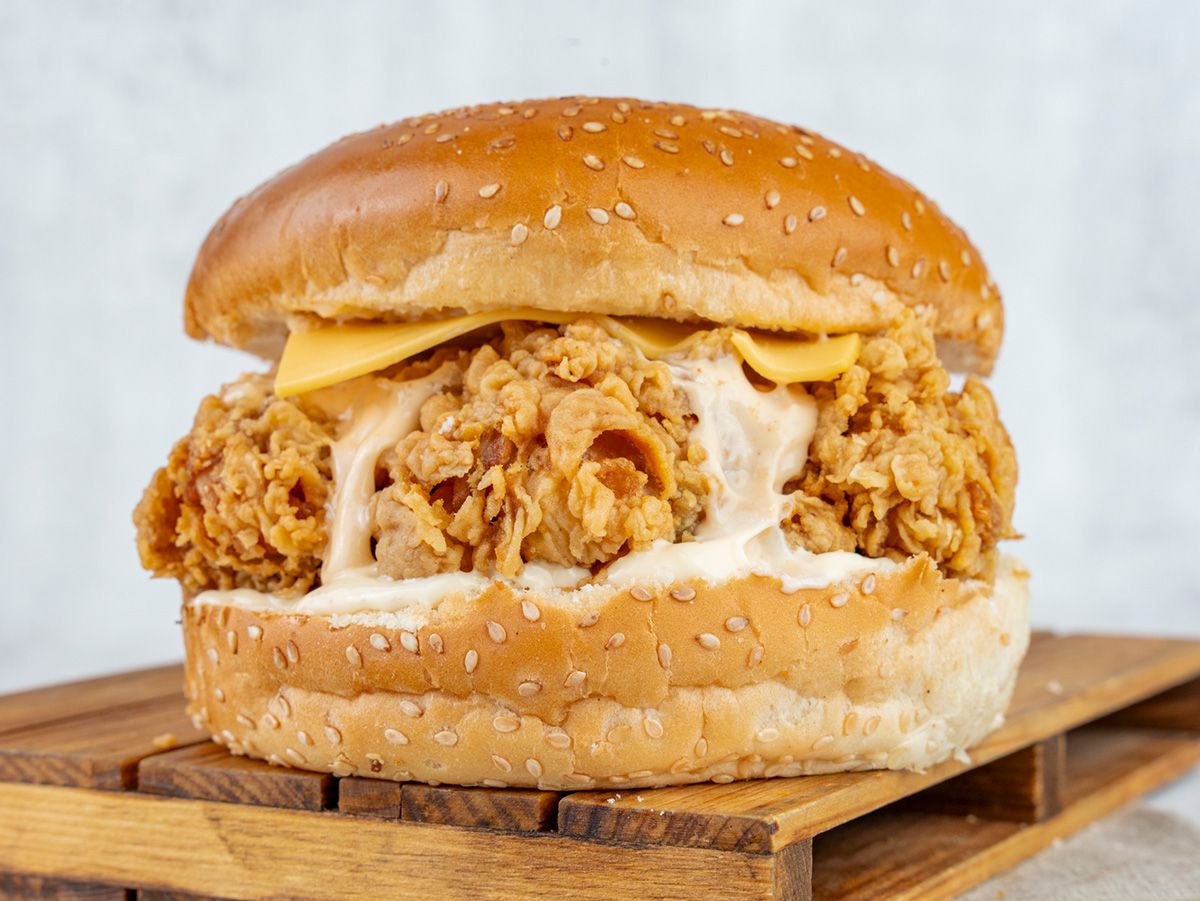 88 Grill Burger, Aldora