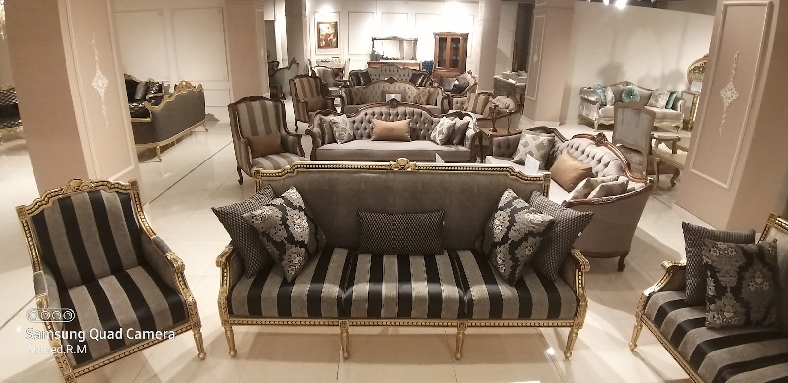 Mazaj Center مزاج سنتر