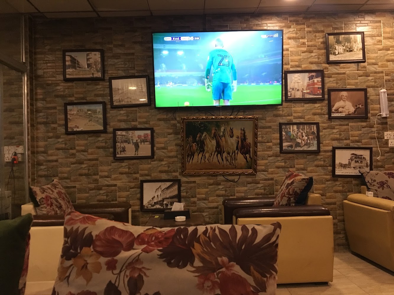 كوفي شوب الباشا
